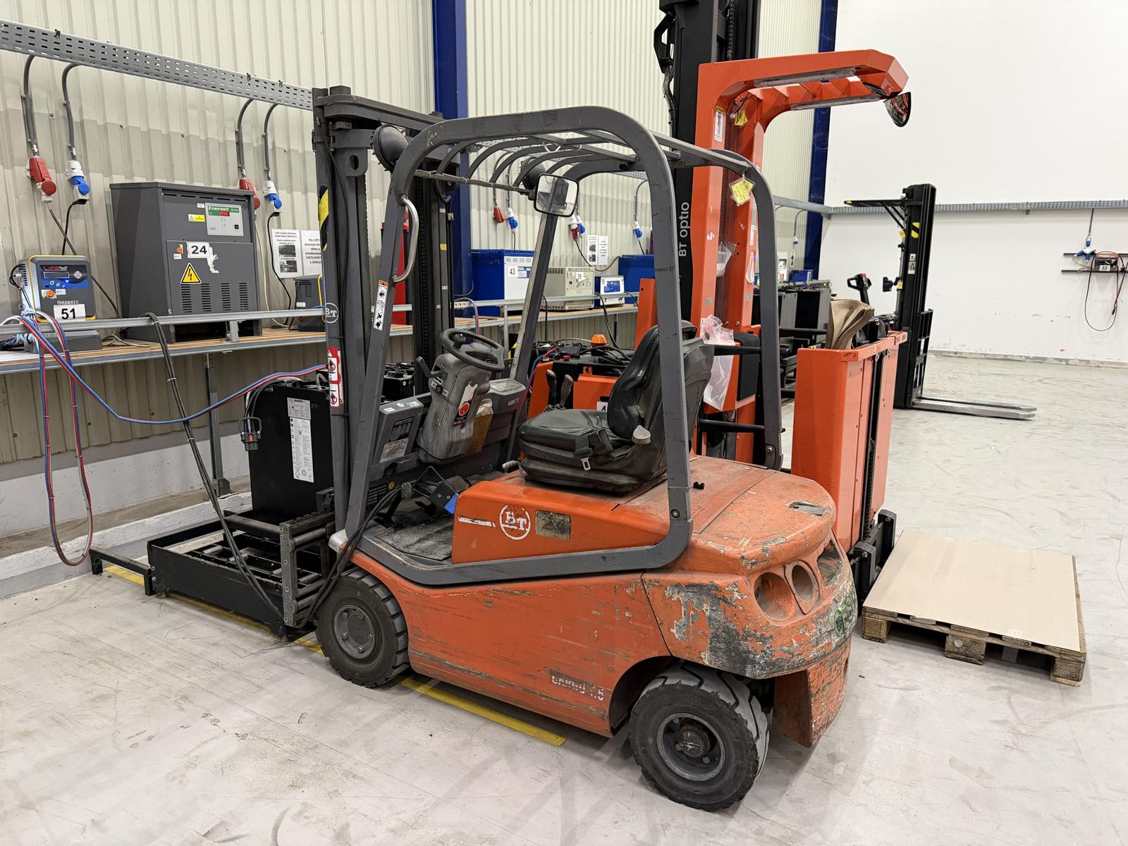 Forklift truck (electric) 1,5 t BT CBE 1.5F | 2002