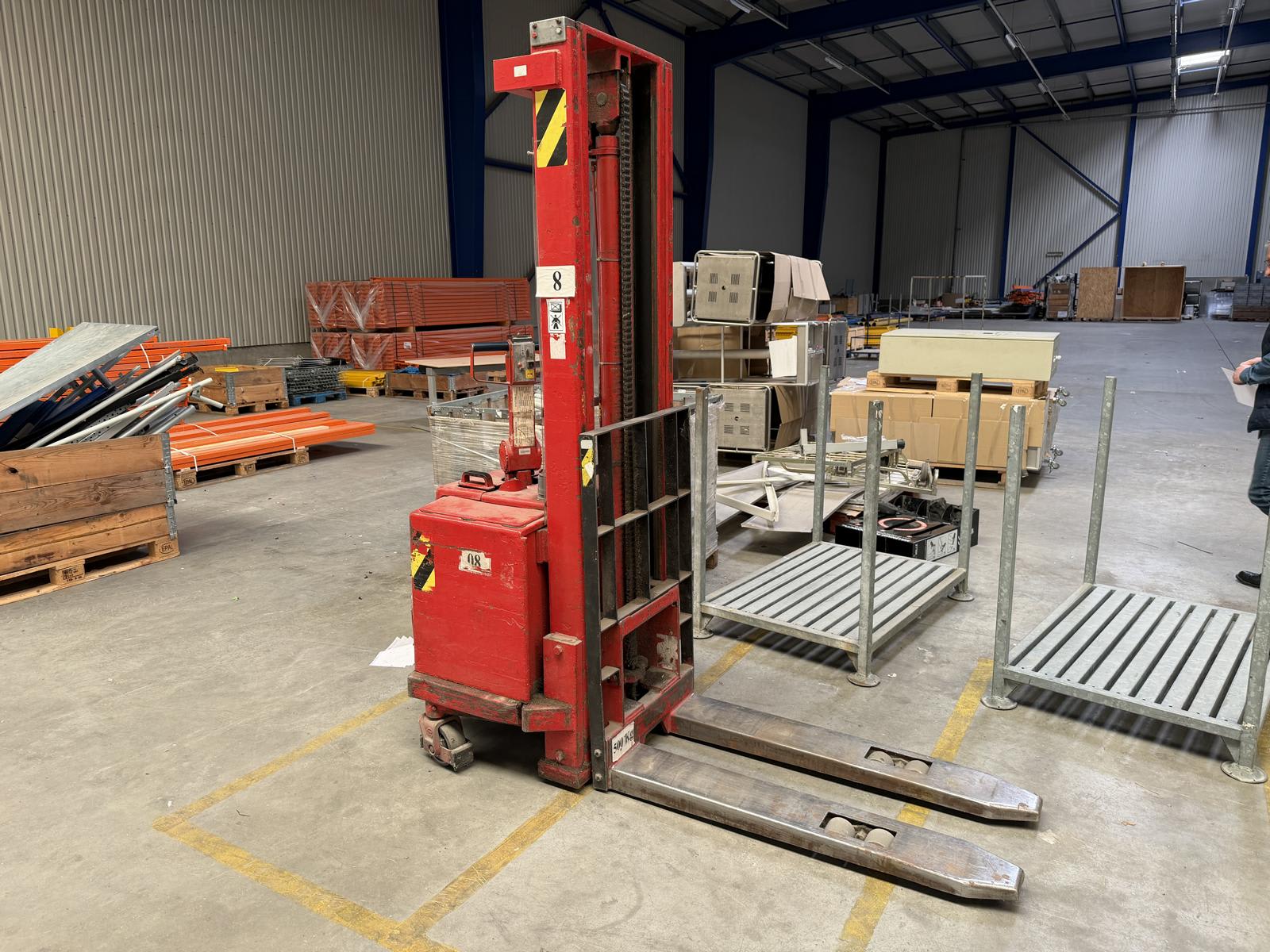 Stacker (walkie) 1 t BT LSV 1000/9 | 1983