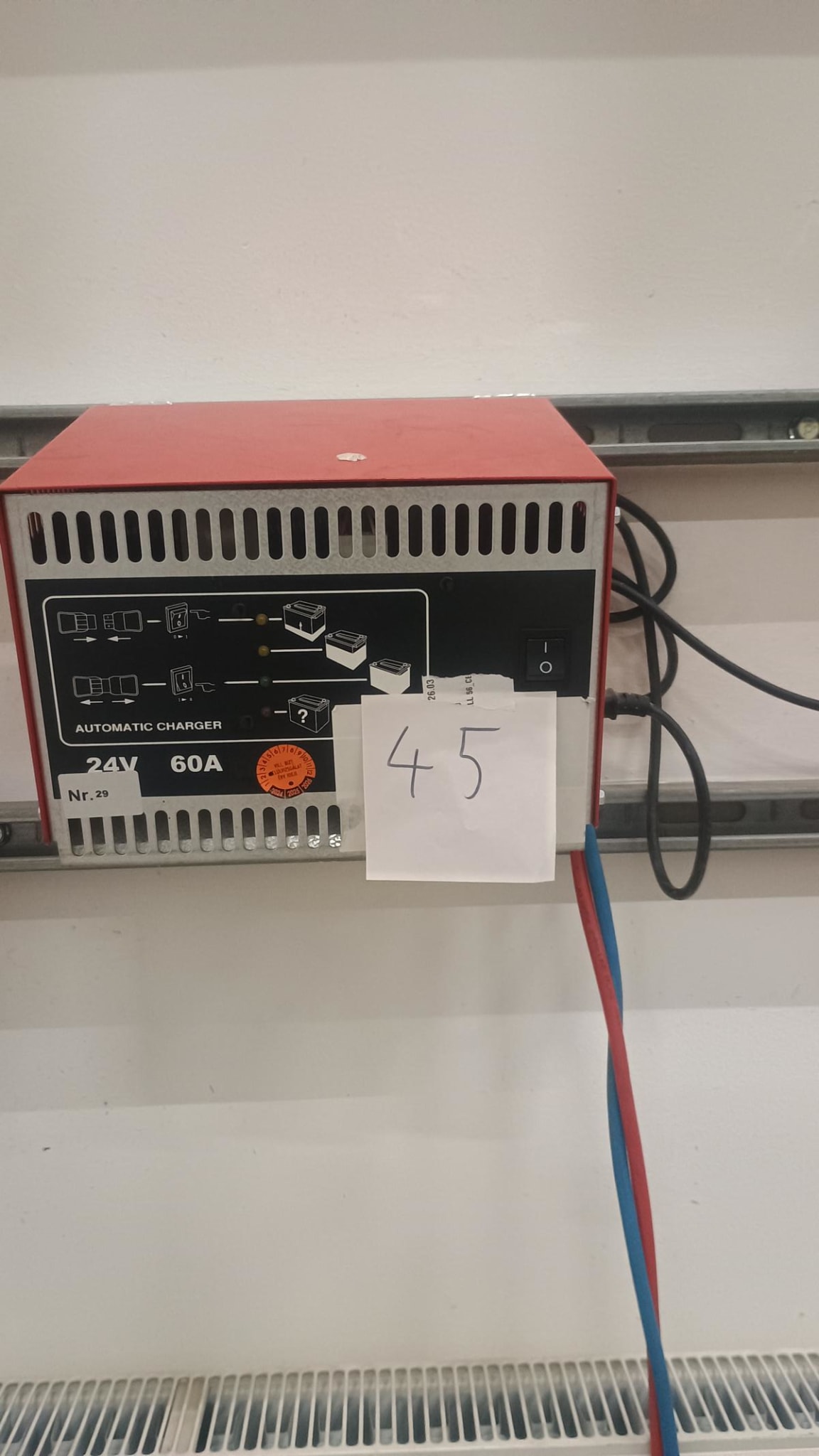 8000016_06.jpg