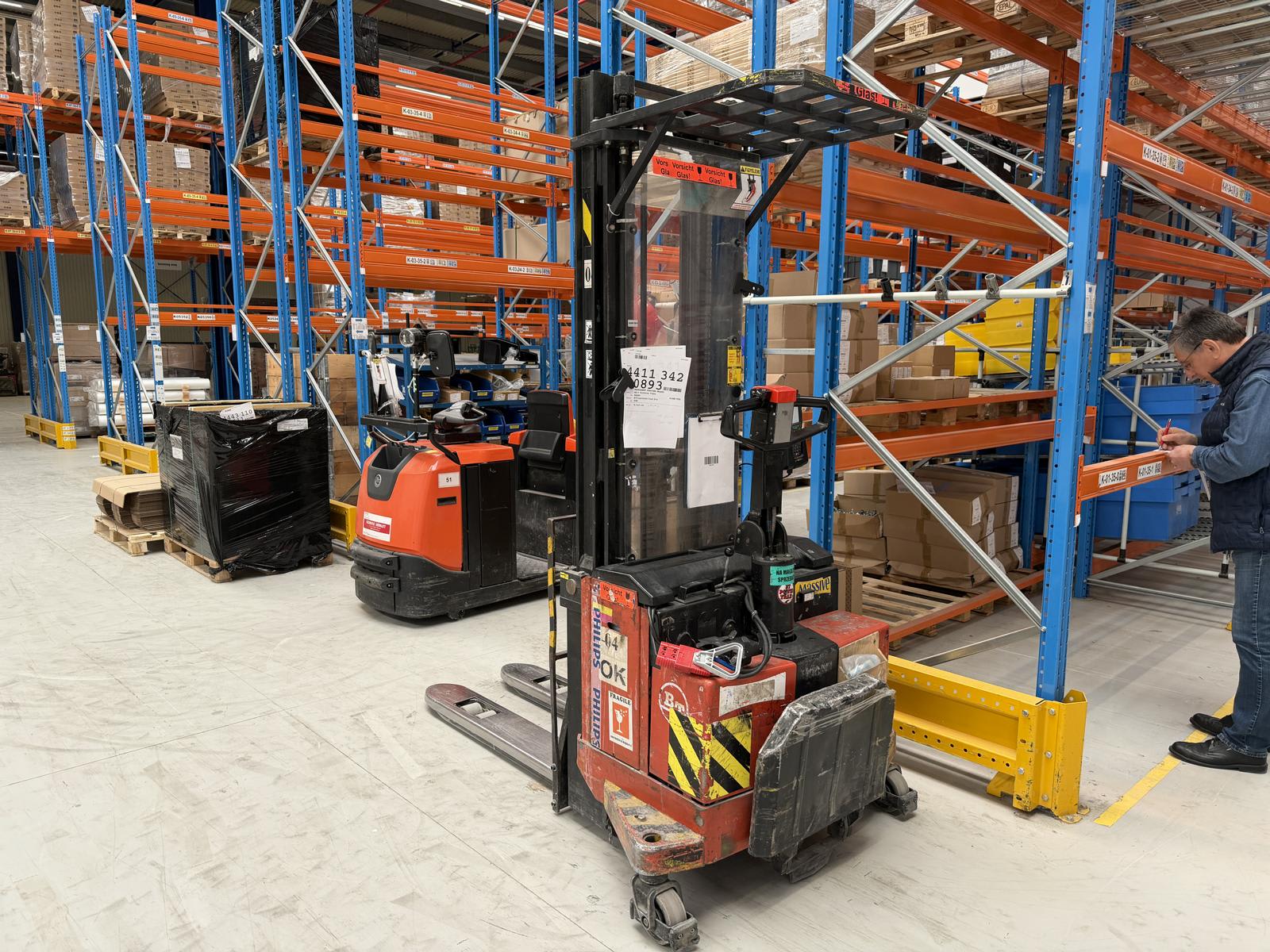 Stacker (walkie) 1,25 t BT LSV 1250/11 | 1995