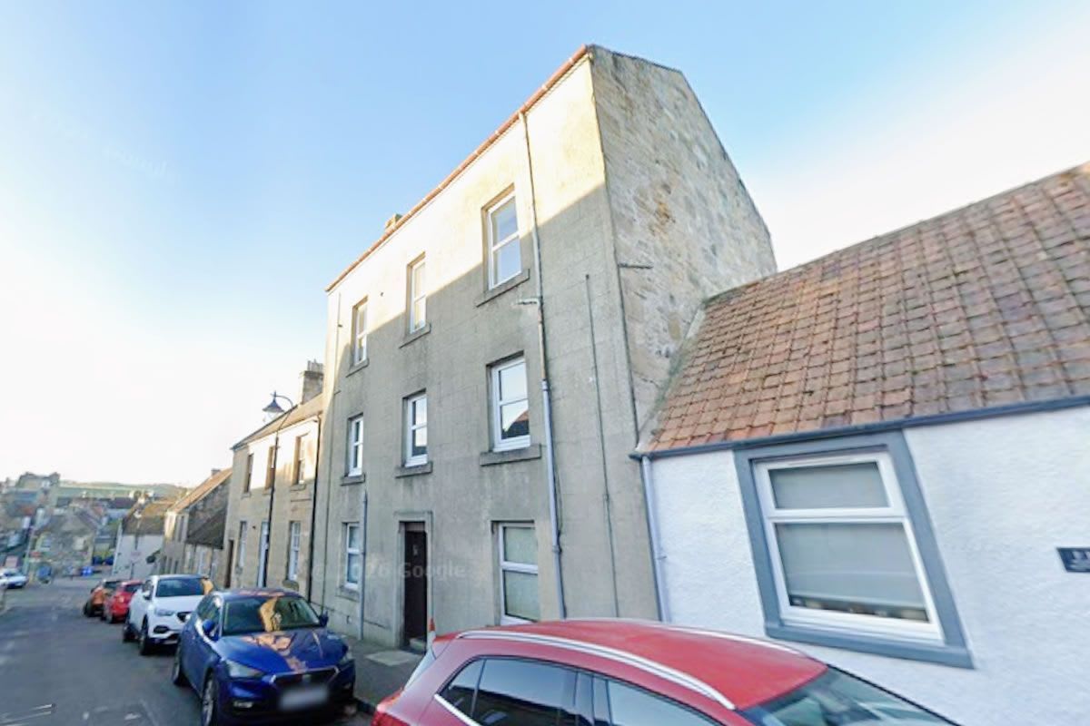 b, 11 Newton Rd, Falkland, Cupar KY15 7AG