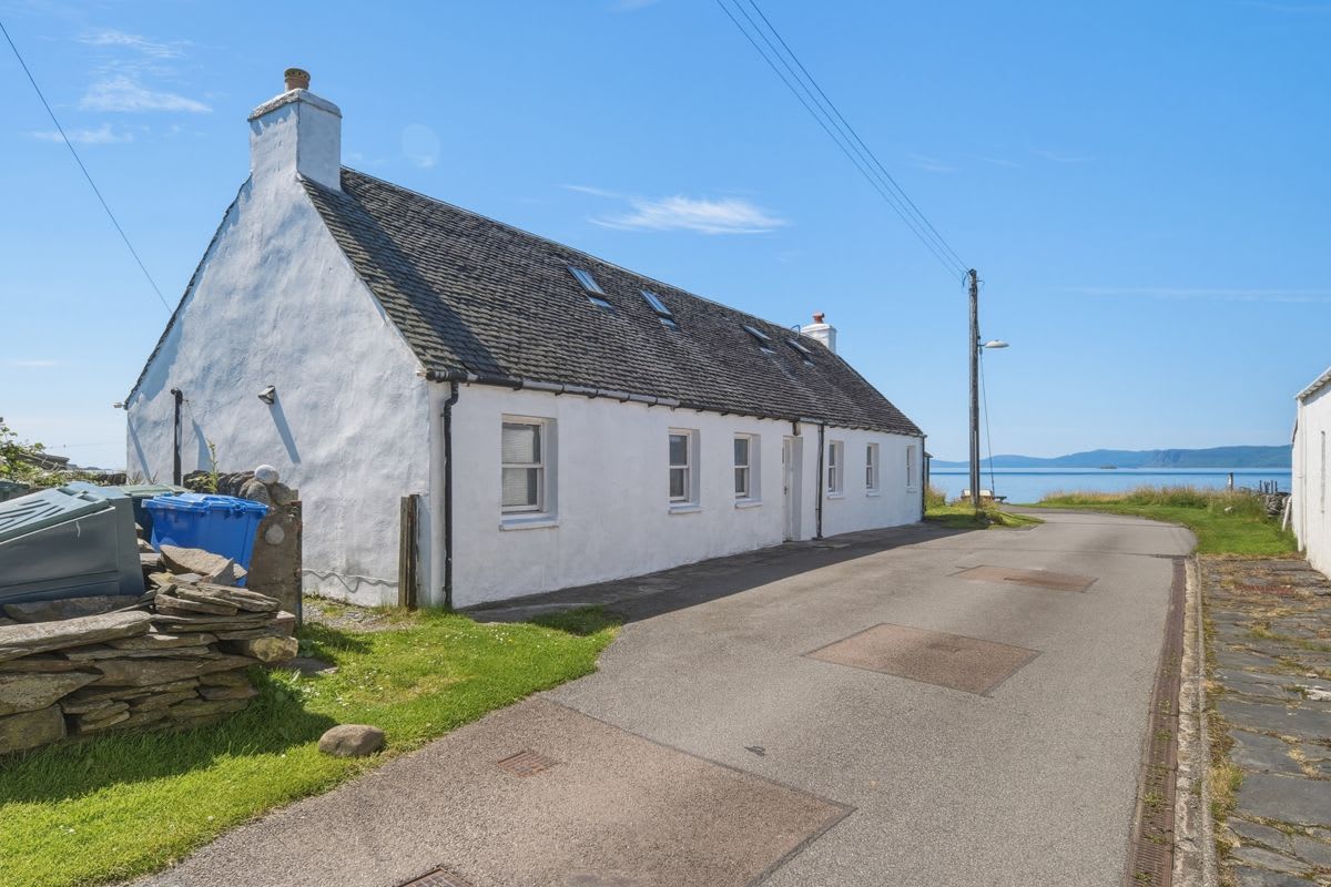 1 Cullipool Village, Cullipool, Oban