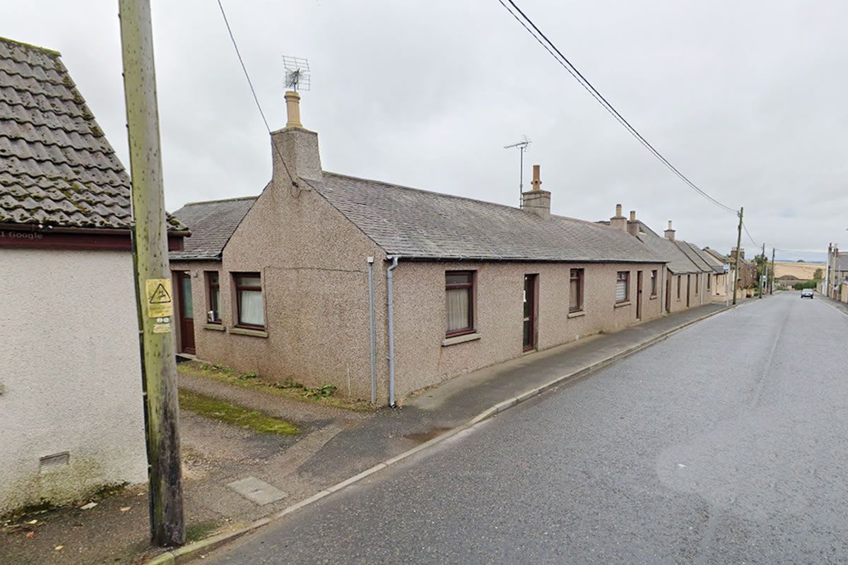 11 High Street, Cuminestown
