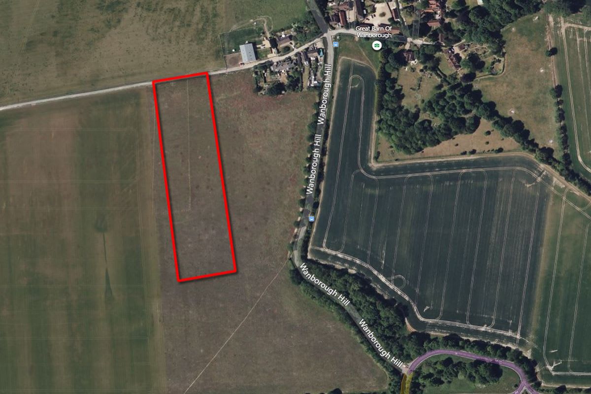 2.19 Acre Site at Manor Farm, Wanborough, Guildford
