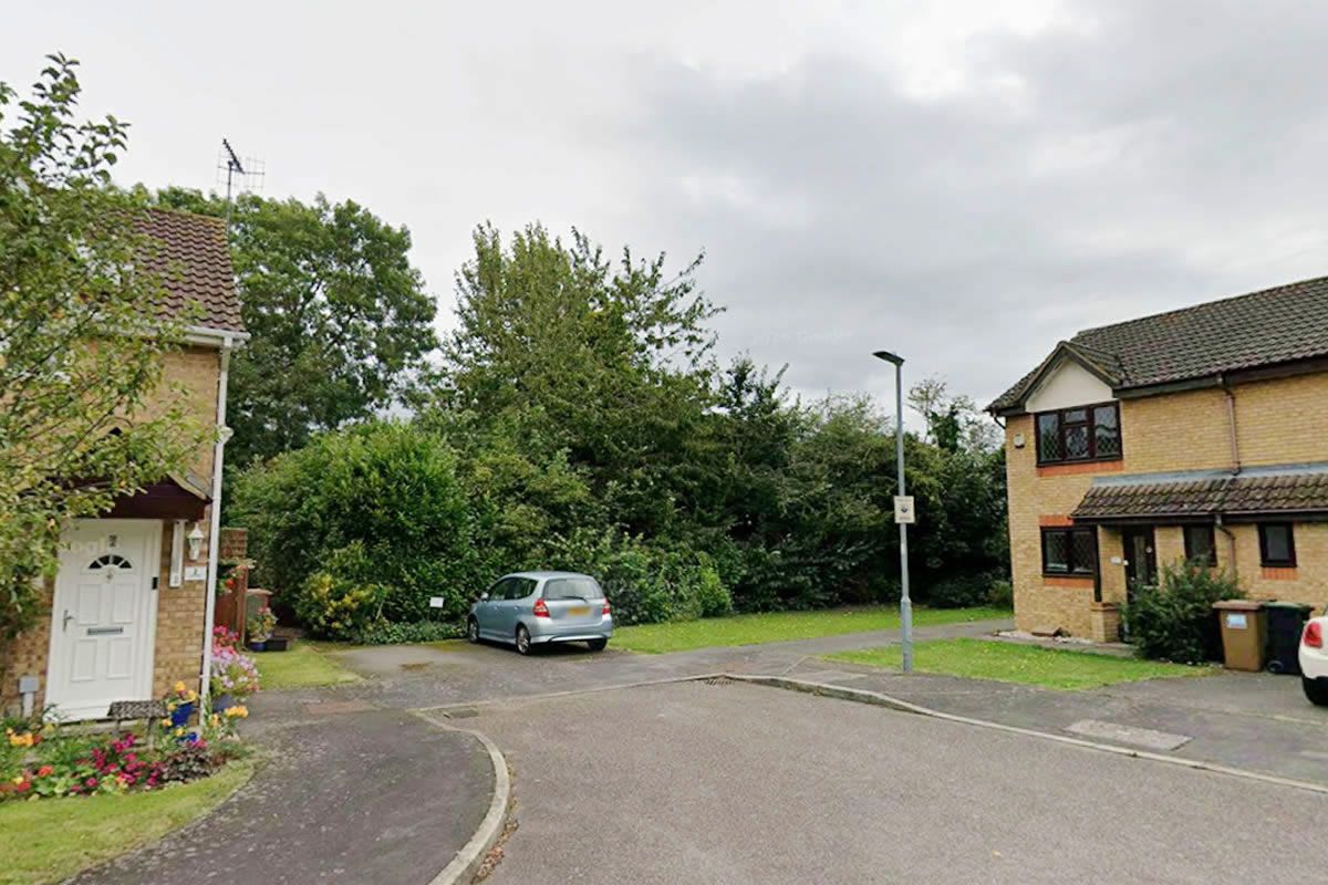 Land at Hill Farm Avenue, Abbots Langley, Watford