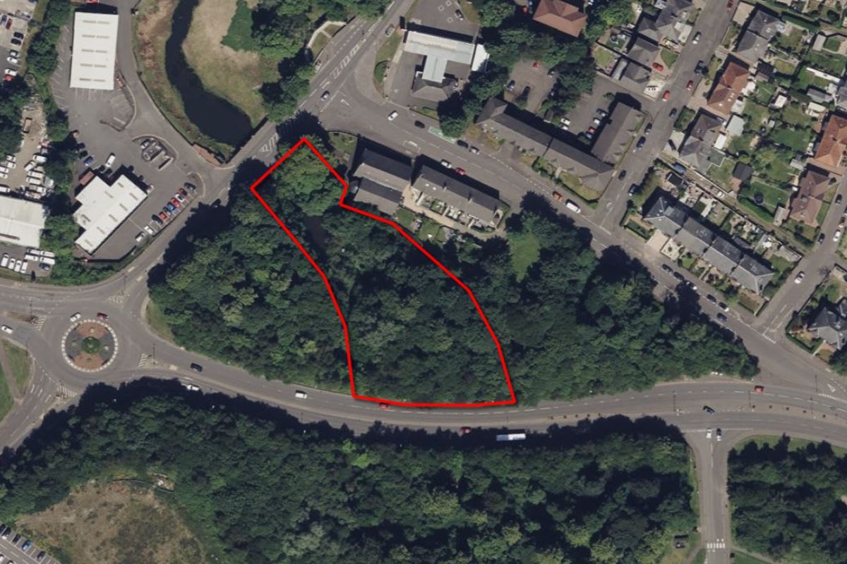 1.33 Acres at Rouken Glen Road, Rouken Glen, Glasgow