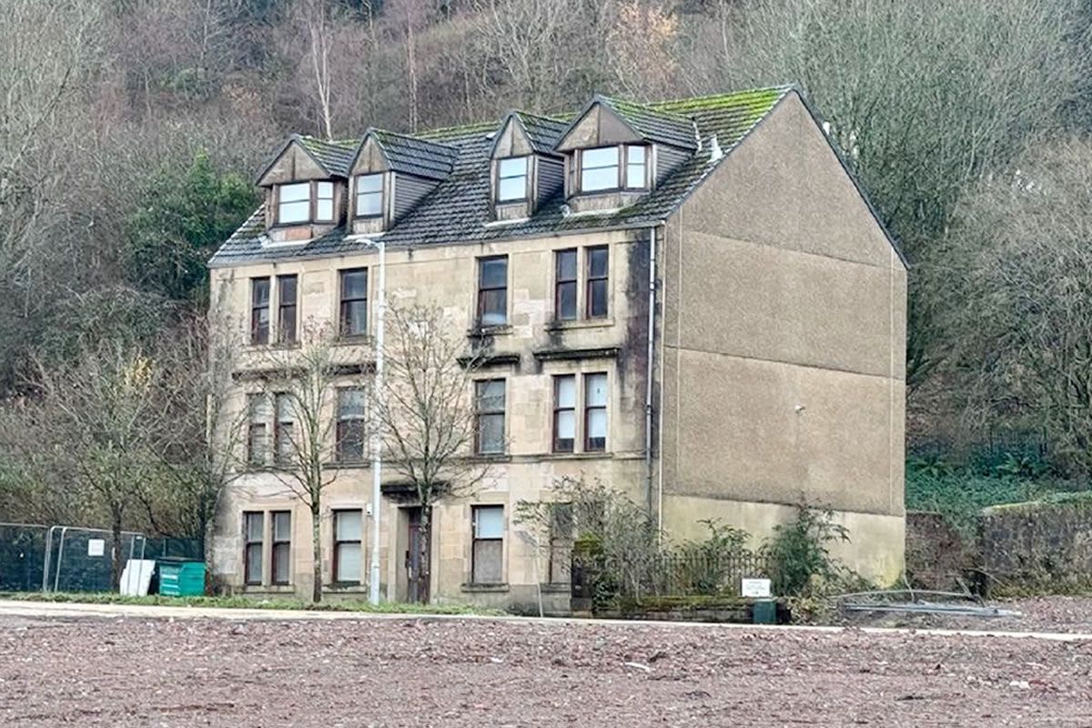 18 Robert St, Ground Flat A, Port Glasgow