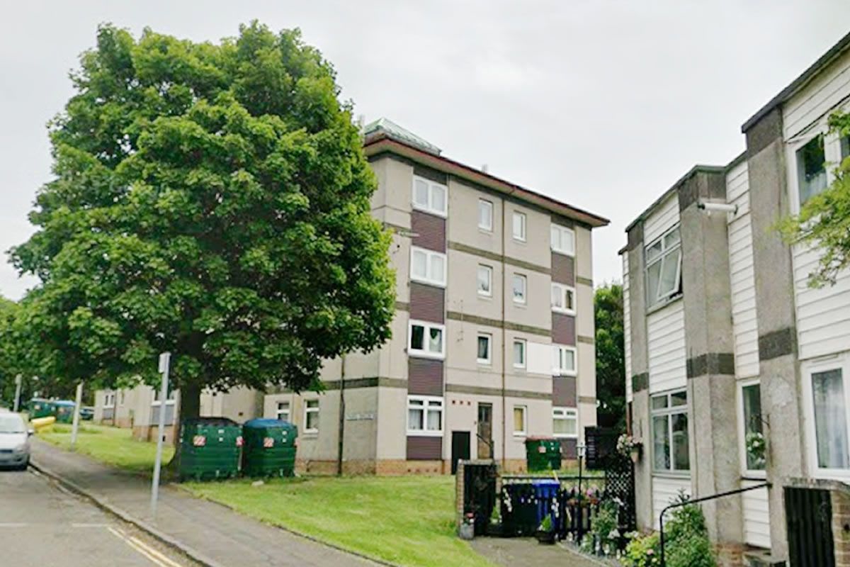 225 Thurso Crescent, Dundee