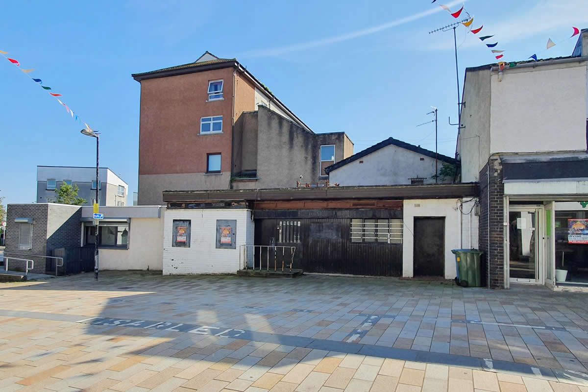 37 Main Street, The Tower Inn, Kilwinning