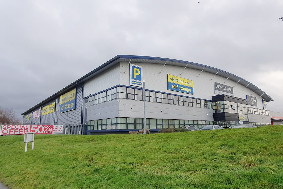 9 x Storage Pods at Linwood Point, Paisley