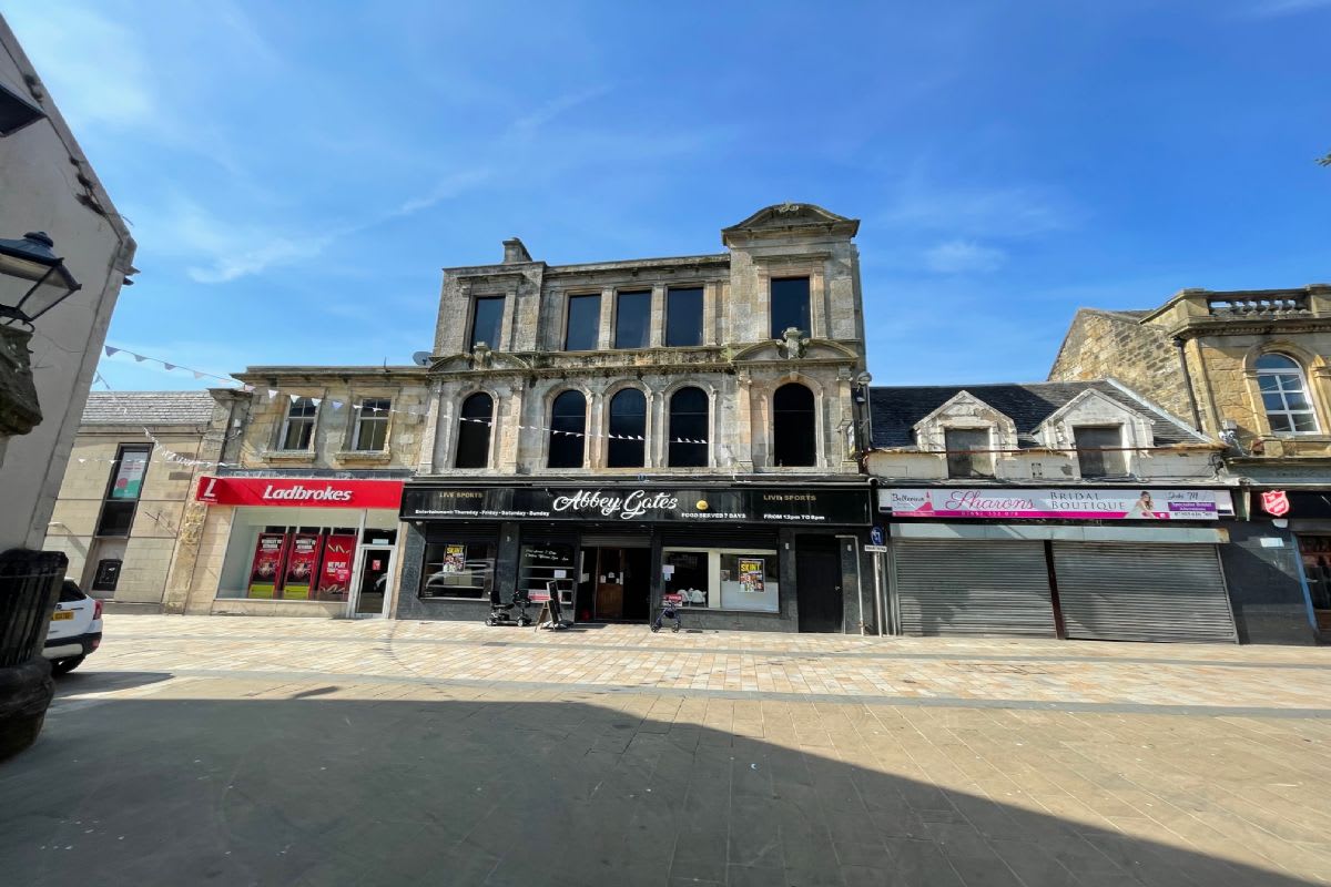 86 Main Street, Kilwinning