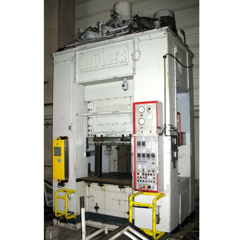 MUELLER, SDZ 250/200.3., Hydraulic press, year 1980
