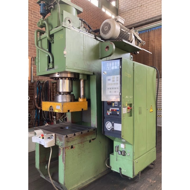 MUELLER, CKD 160.1.2, Hydraulic press, year 1987