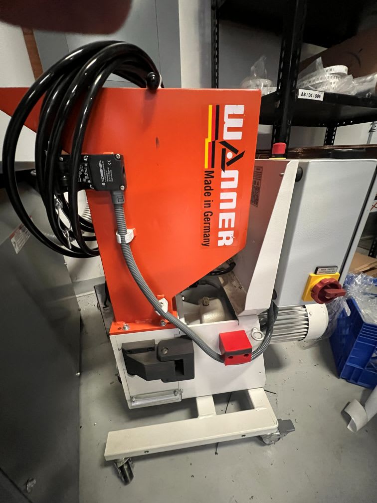 7_Compact_Granulator_1.jpg