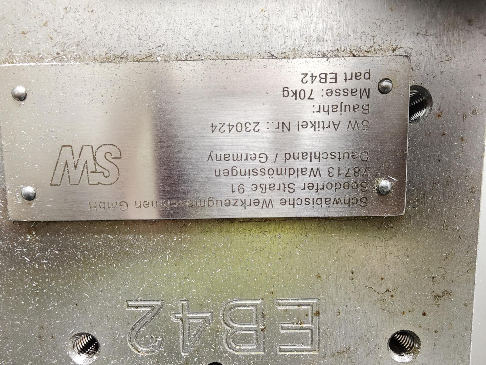 3010082_19.jpg
