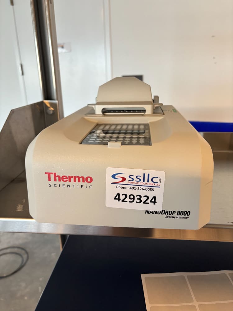 Thermo NanoDrop 8000 Spectrophotometer