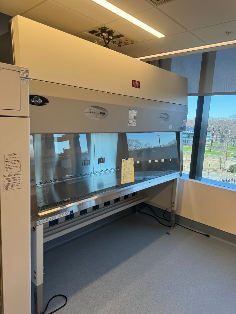 Nuaire LABGARD ES Class II Type A2 8' BioSafety Cabinet