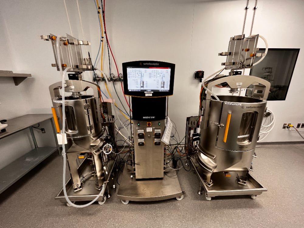 Sartorius BIOSTAT STR2 Single-Use Bioreactor w/ 50L and 200L Bag Holders