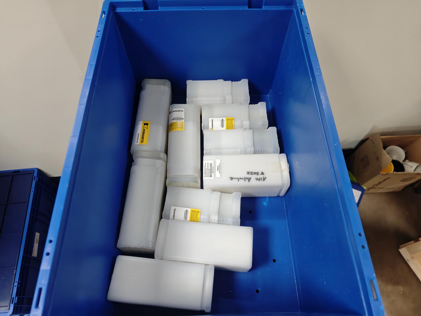 Assortment of HSK A63 tool holders with internal cooling