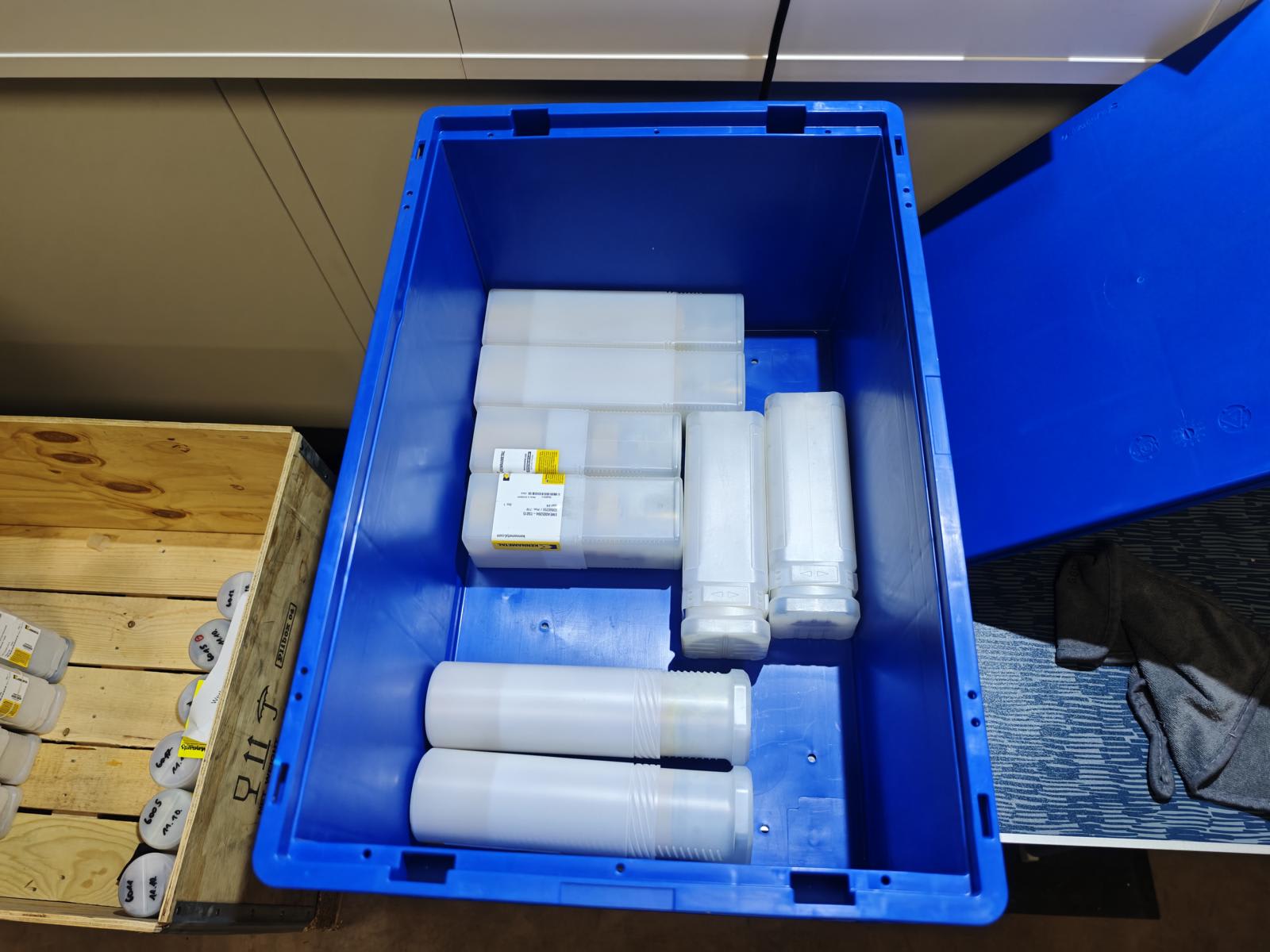 Assortment of HSK A63 tool holders with internal cooling