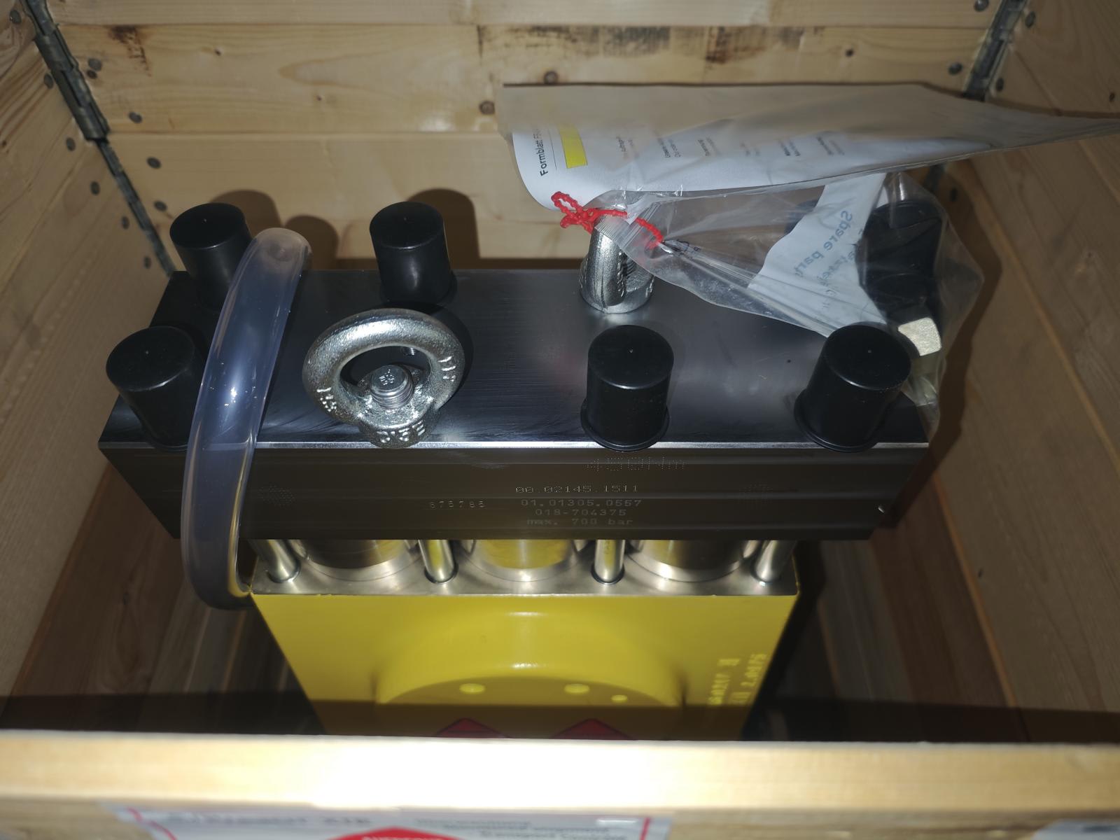 3010196_04.jpg