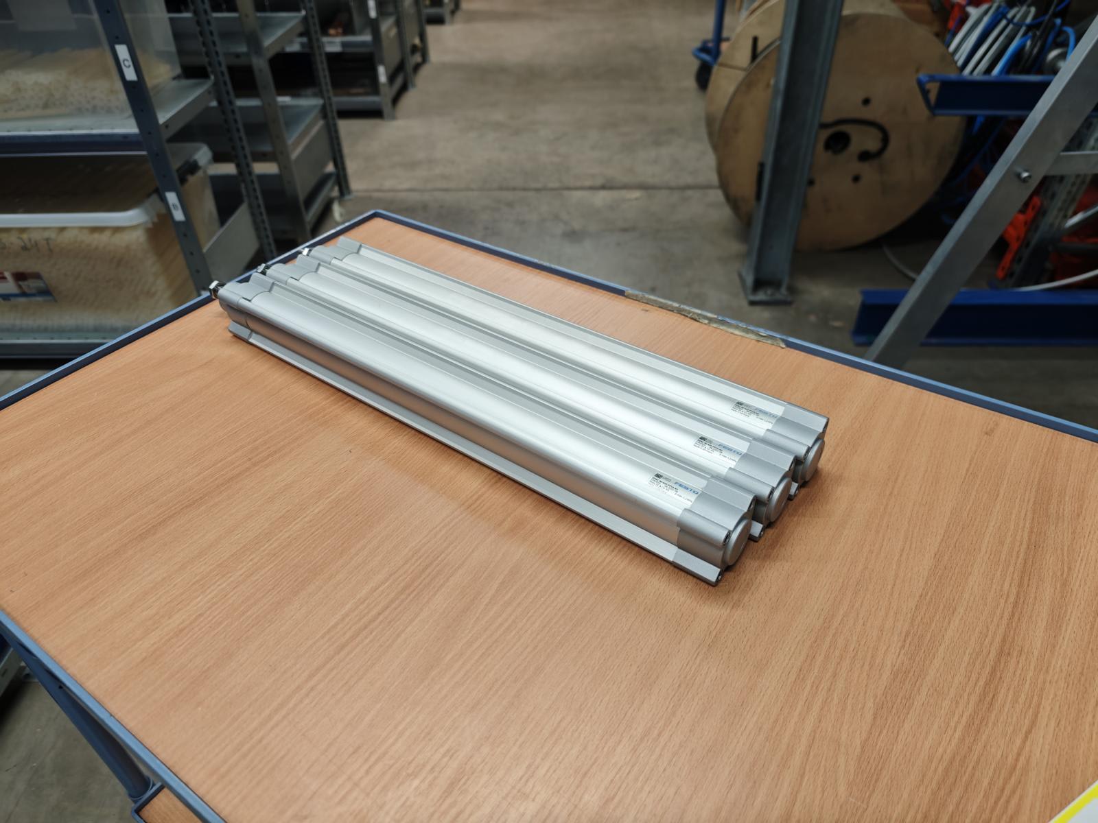 (3) Pneumatic cylinder FESTO DSBC-40-450-PPVA-N3