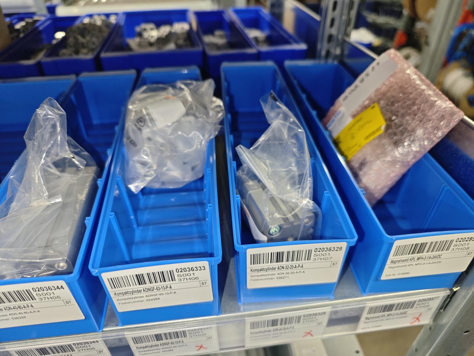 3010286_03.jpg