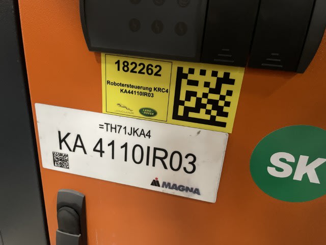 5940005_02.jpg
