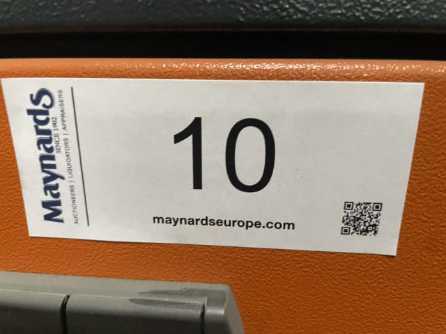 5940010_99.jpg