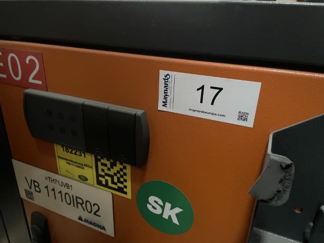 5940017_99.jpg
