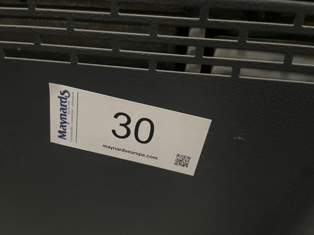 5940030_99.jpg