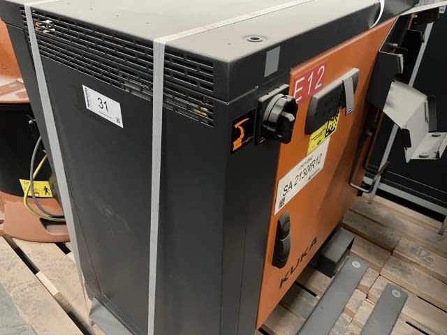5940031_99.jpg
