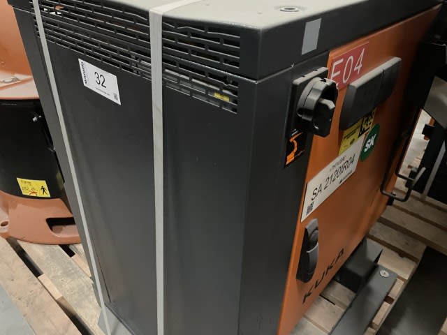 5940032_99.jpg