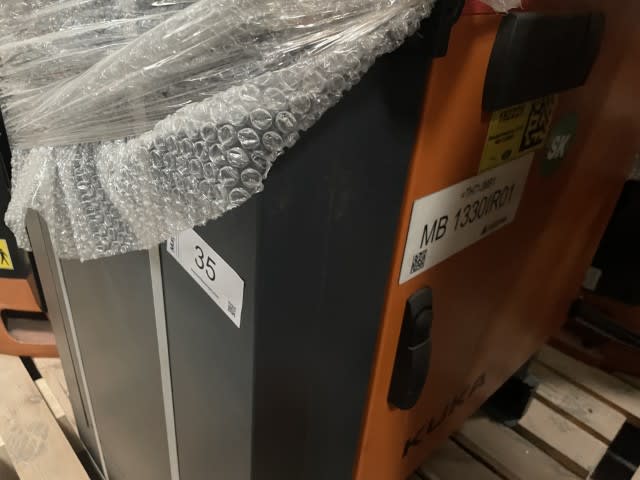 5940035_99.jpg