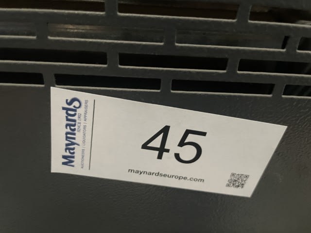 5940045_99.jpg
