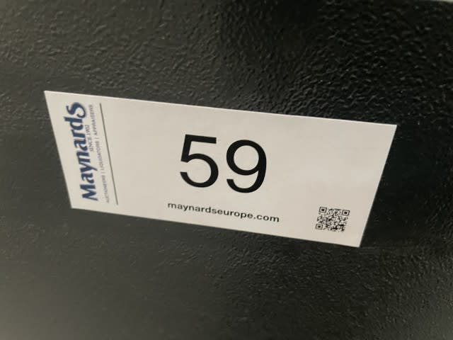 5940059_99.jpg
