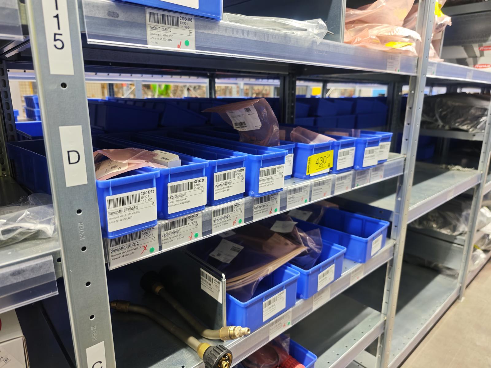 (9) Welding accessories