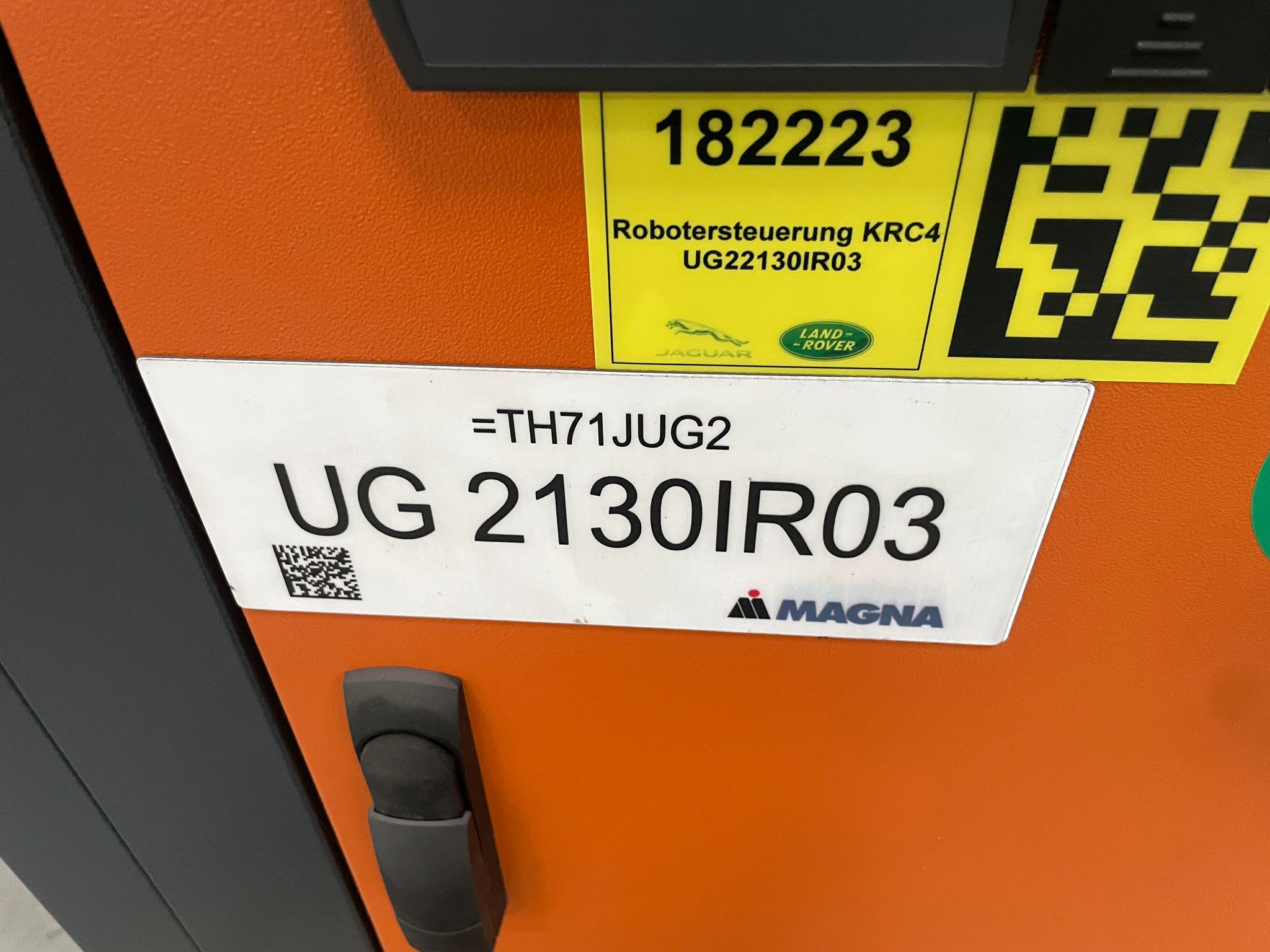 5940001 -1-.jpg