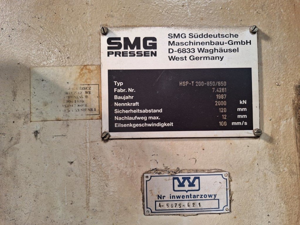 SMG-9.jpg