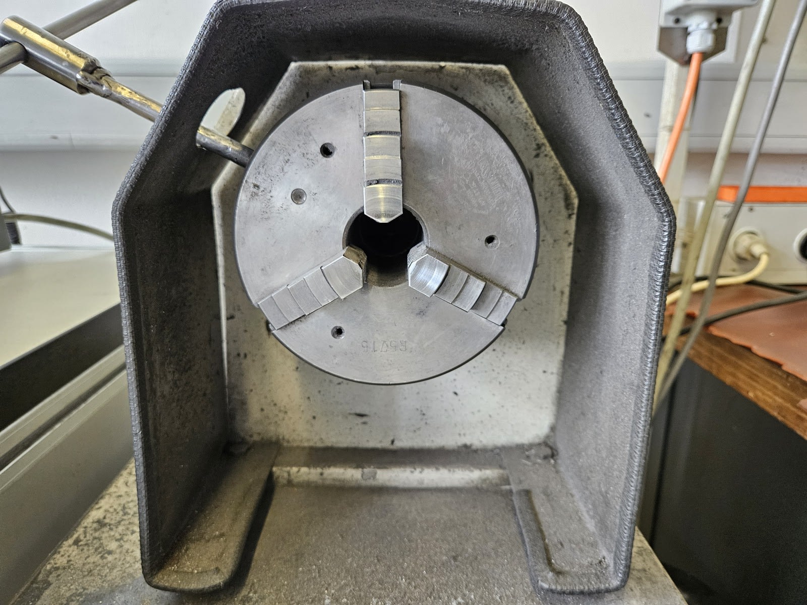 3090025_07.jpg