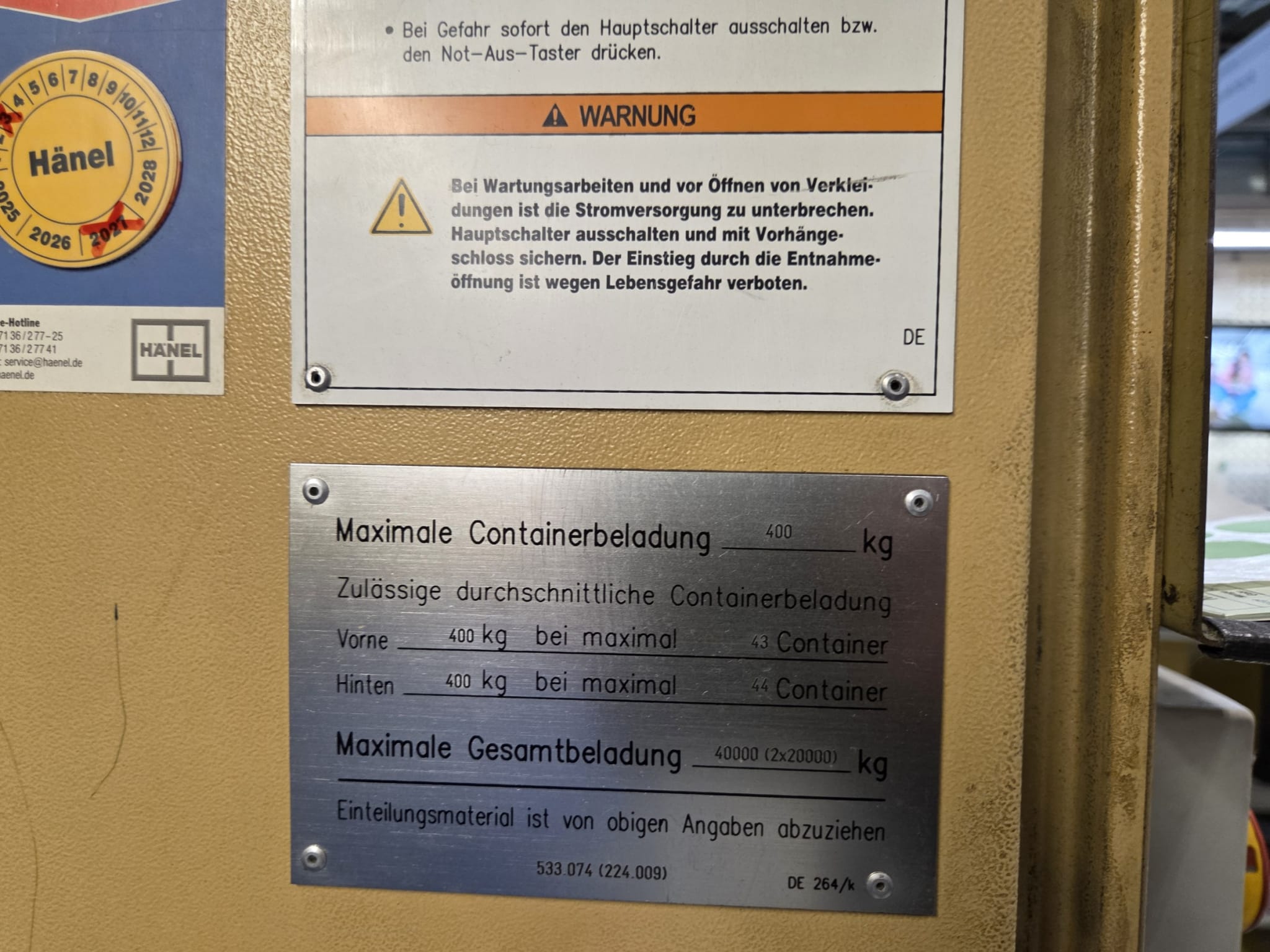 3090072_12.jpg