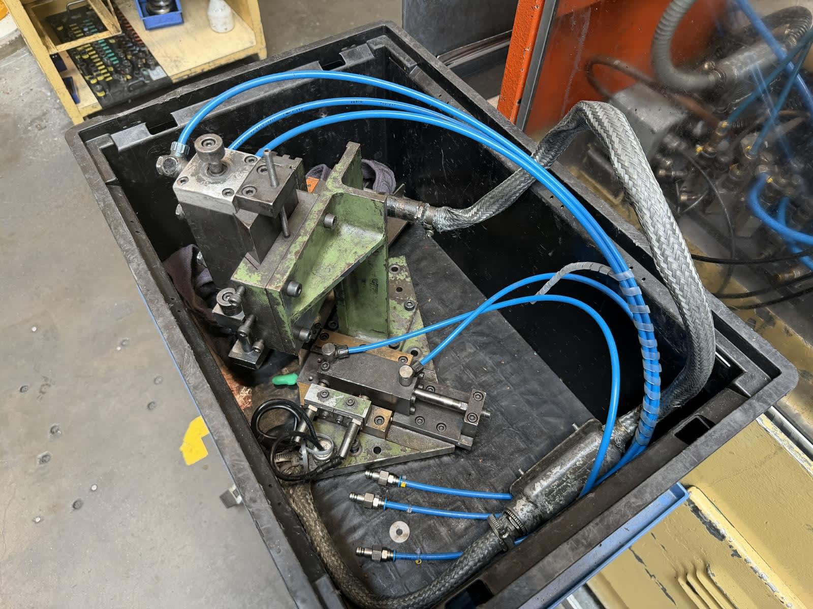3090089_17.jpg