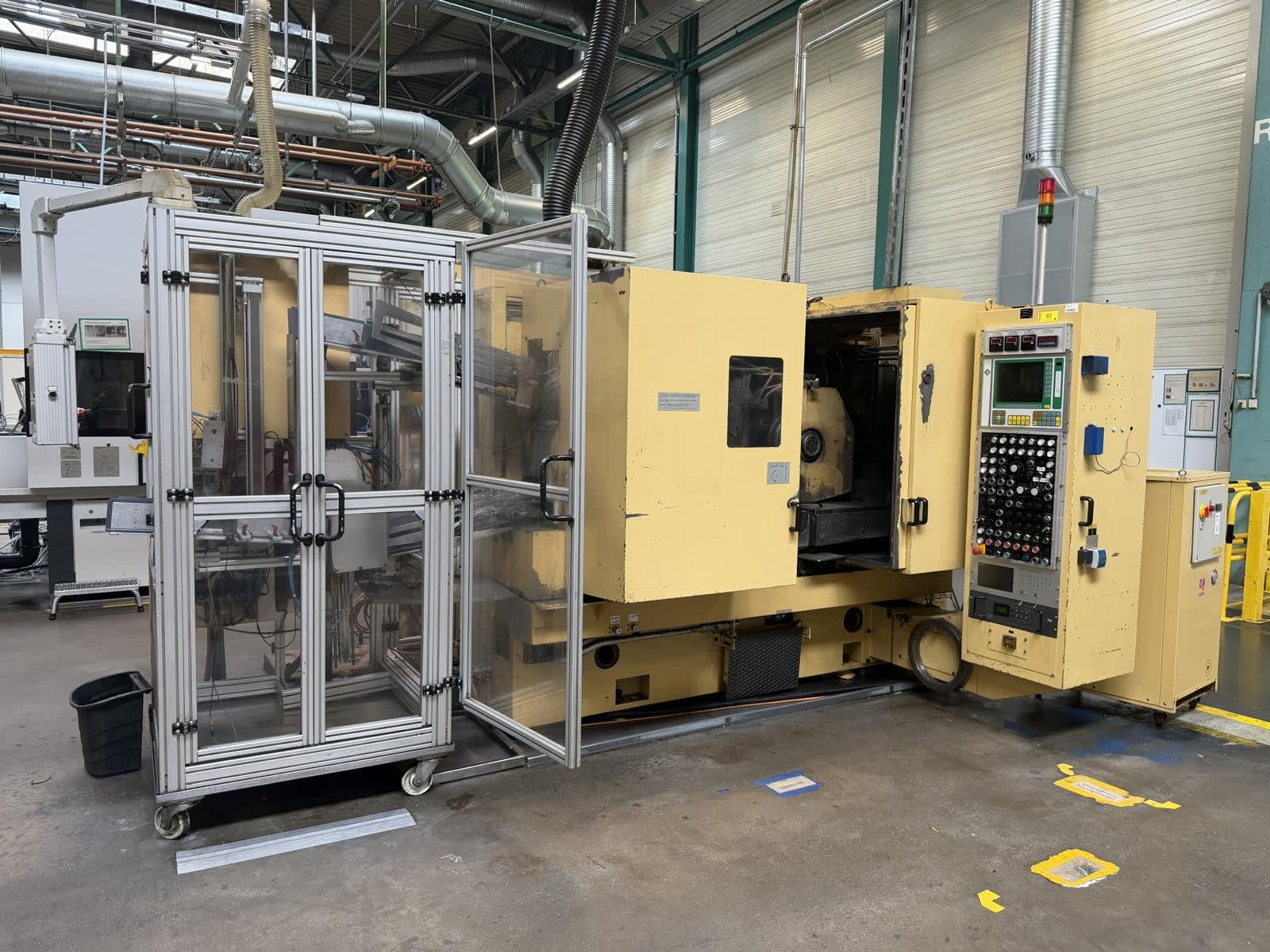 3090093_02.jpg