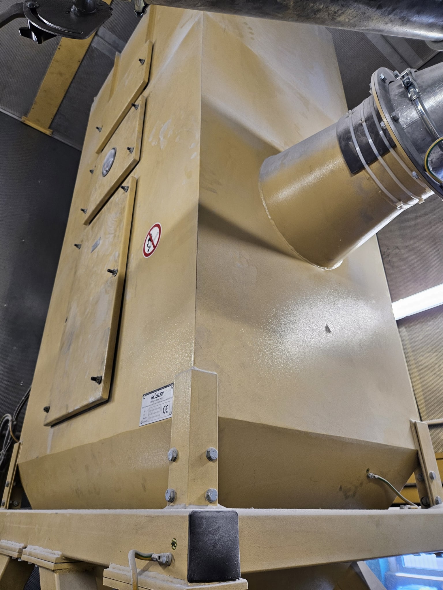 3090165_12.jpg
