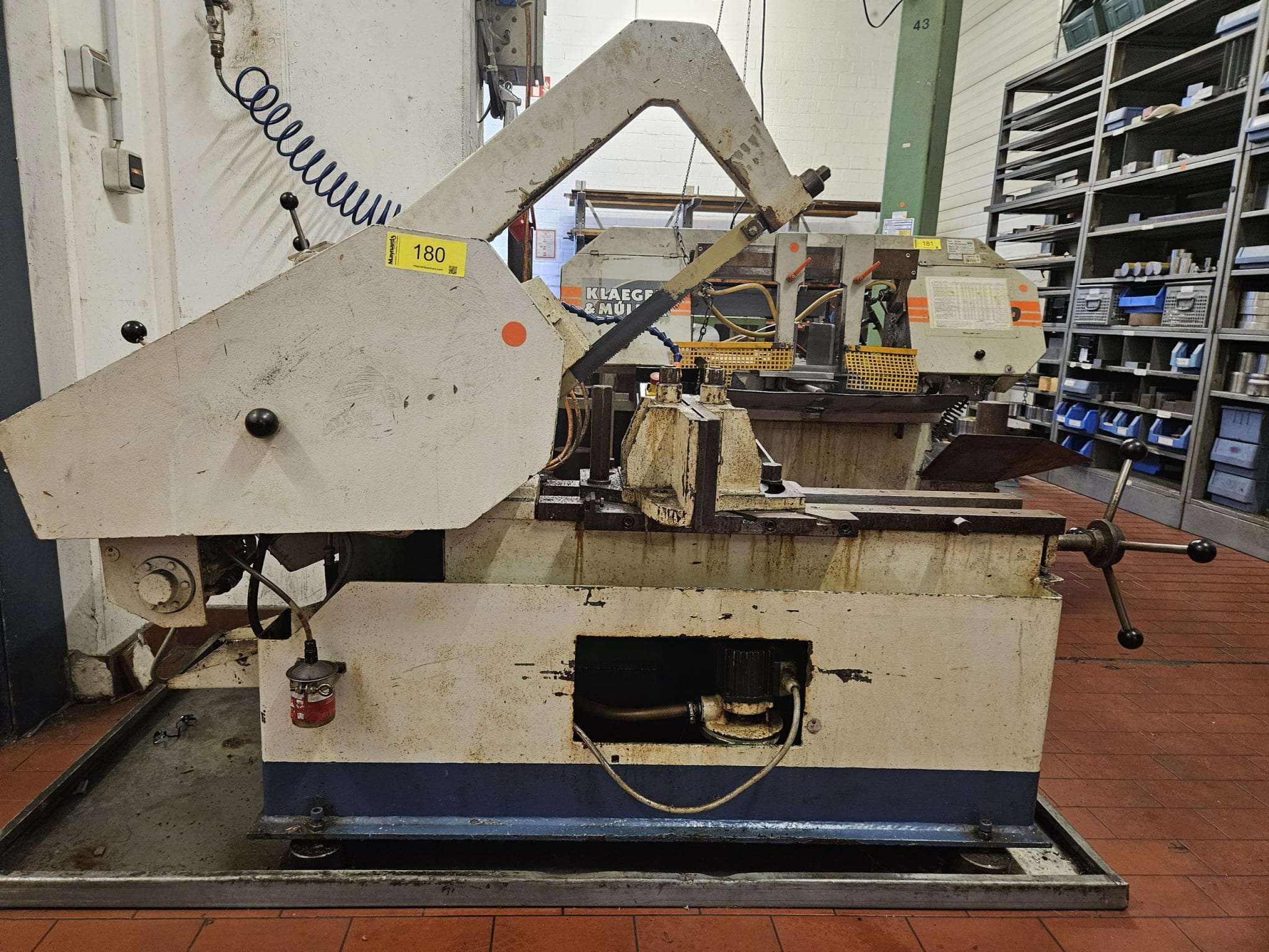 3090180_05.jpg