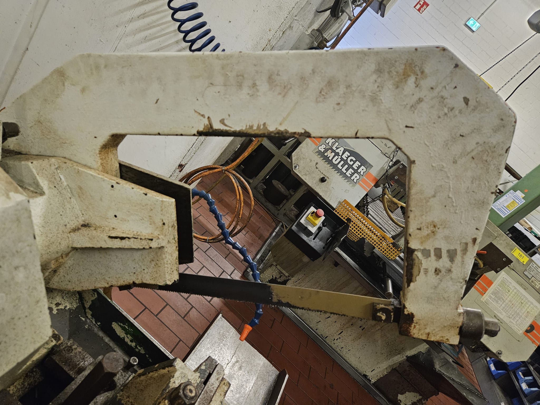 3090180_08.jpg