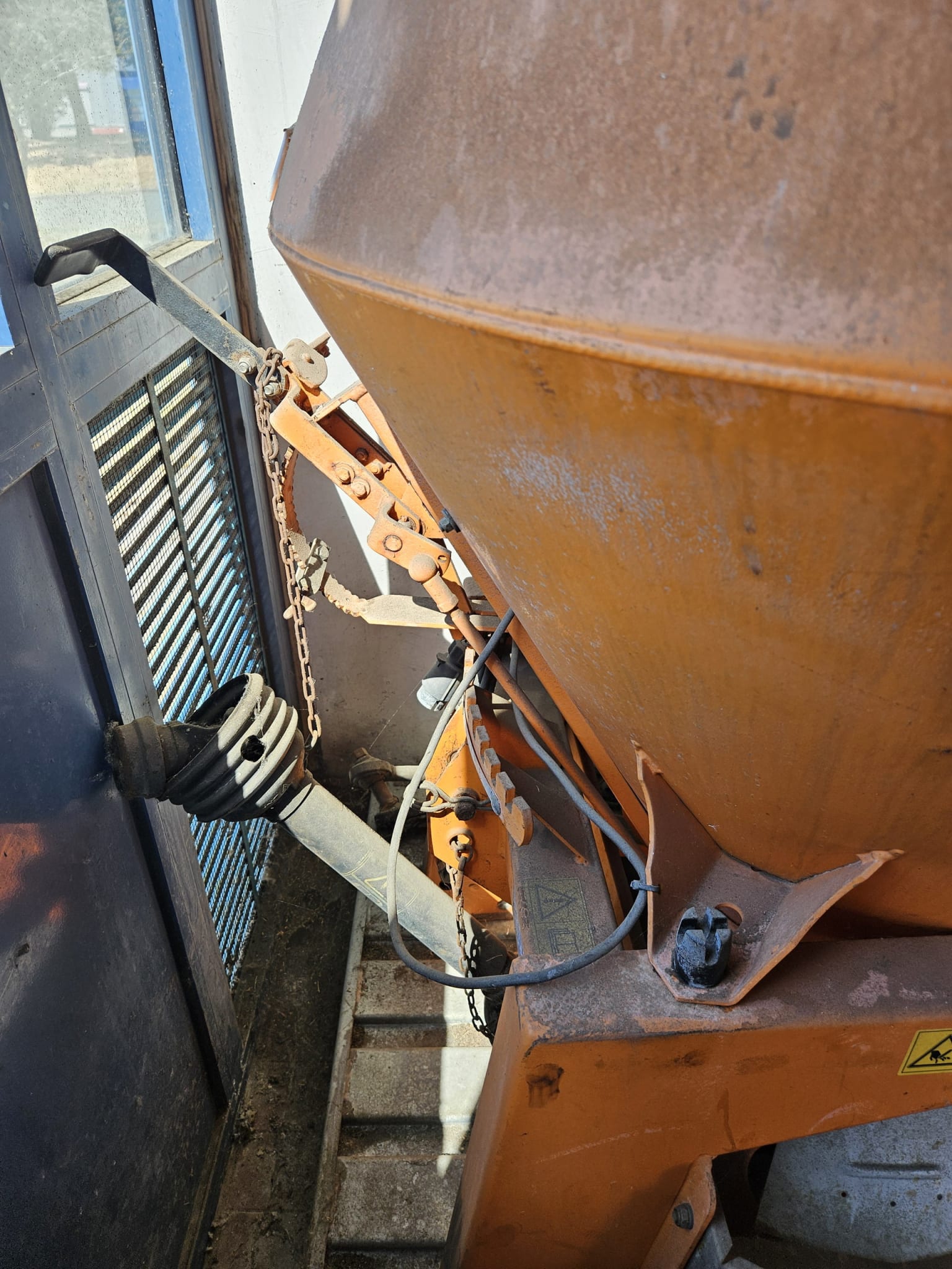 3090186_27.jpg