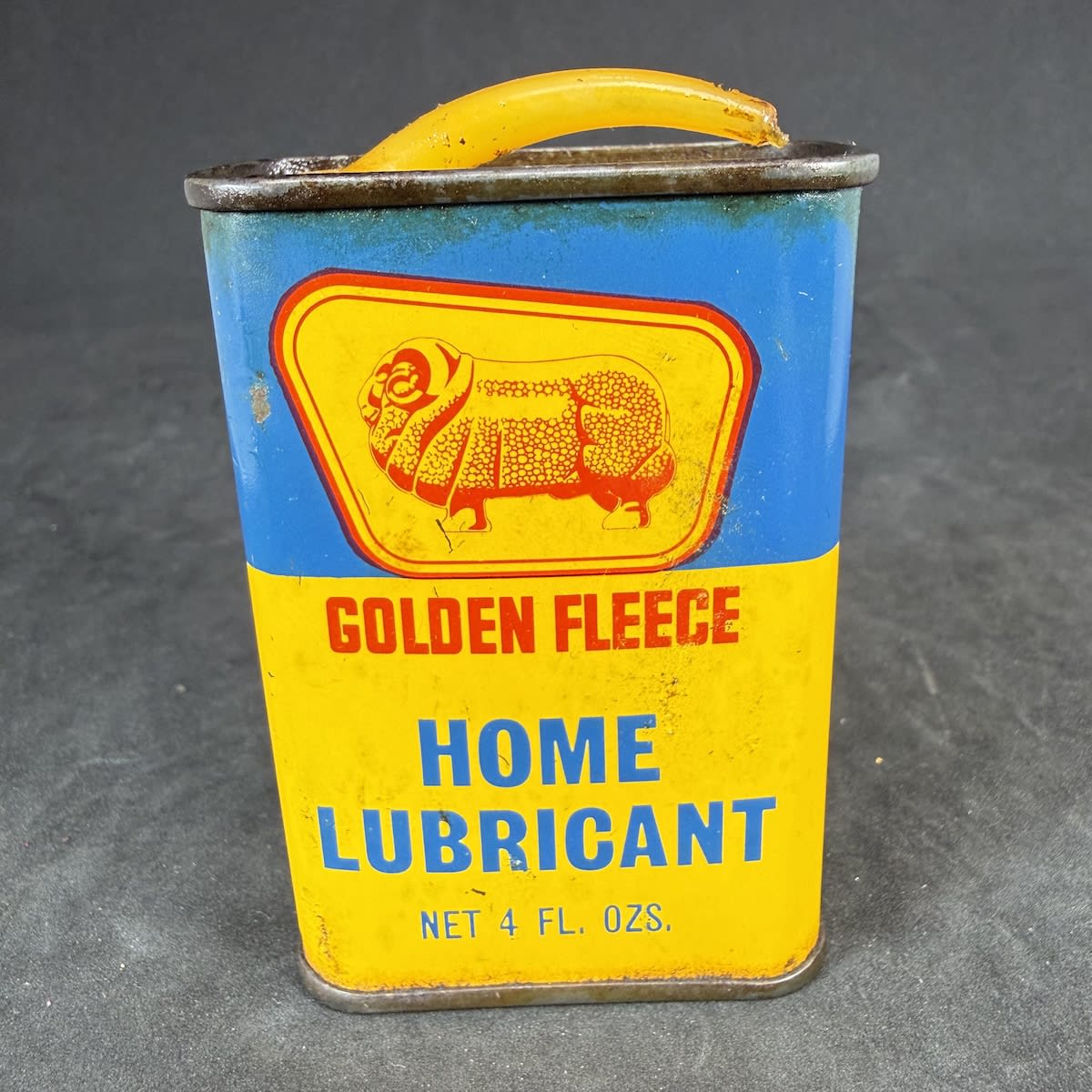 Garagenalia. Golden Fleece Home Lubricant. H. C. Sleigh Limited. 4 oz.