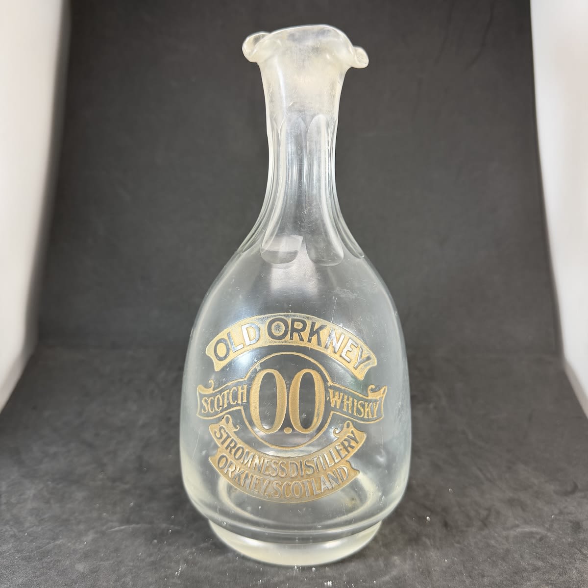 Whisky Decanter. Old Orkney Scotch Whisky. Stromness Distillery. Three way pouring spout.