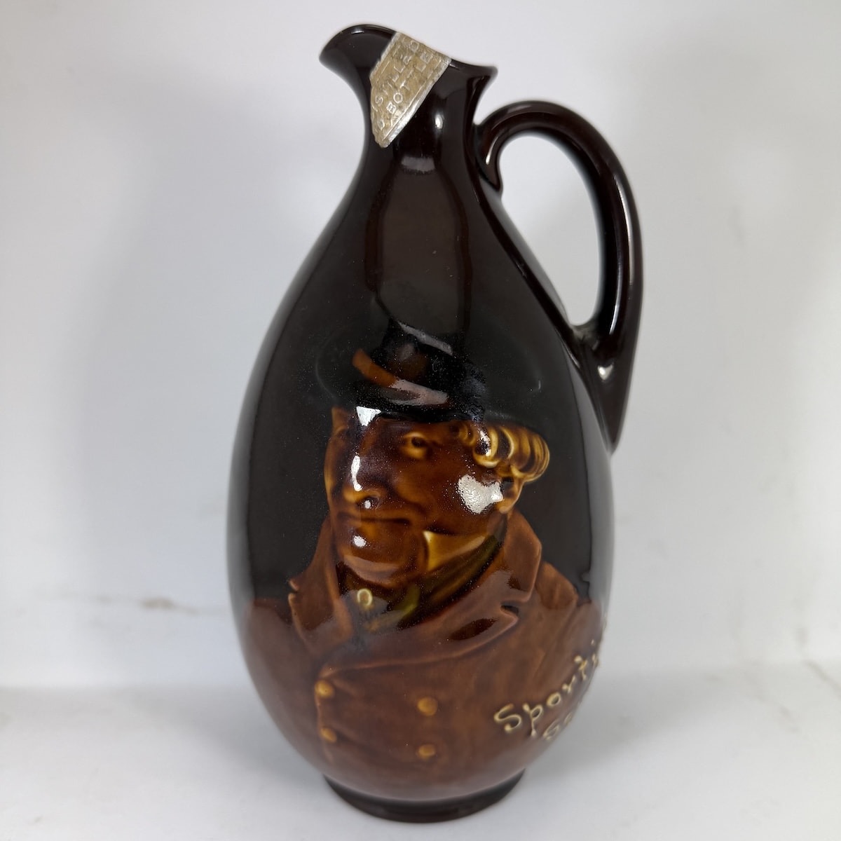 Kingsware Jug. Sporting Squire. Dewar's Whisky. Original label. Royal Doulton.
